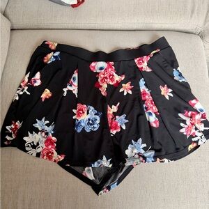 Express Black Floral High Waist Flowy Women's Shorts